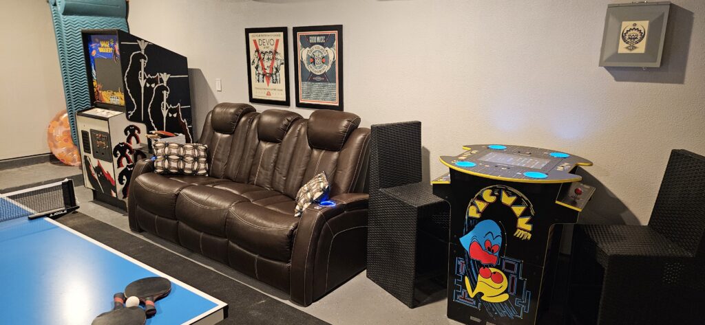 Deja-View Palm Springs Game Room