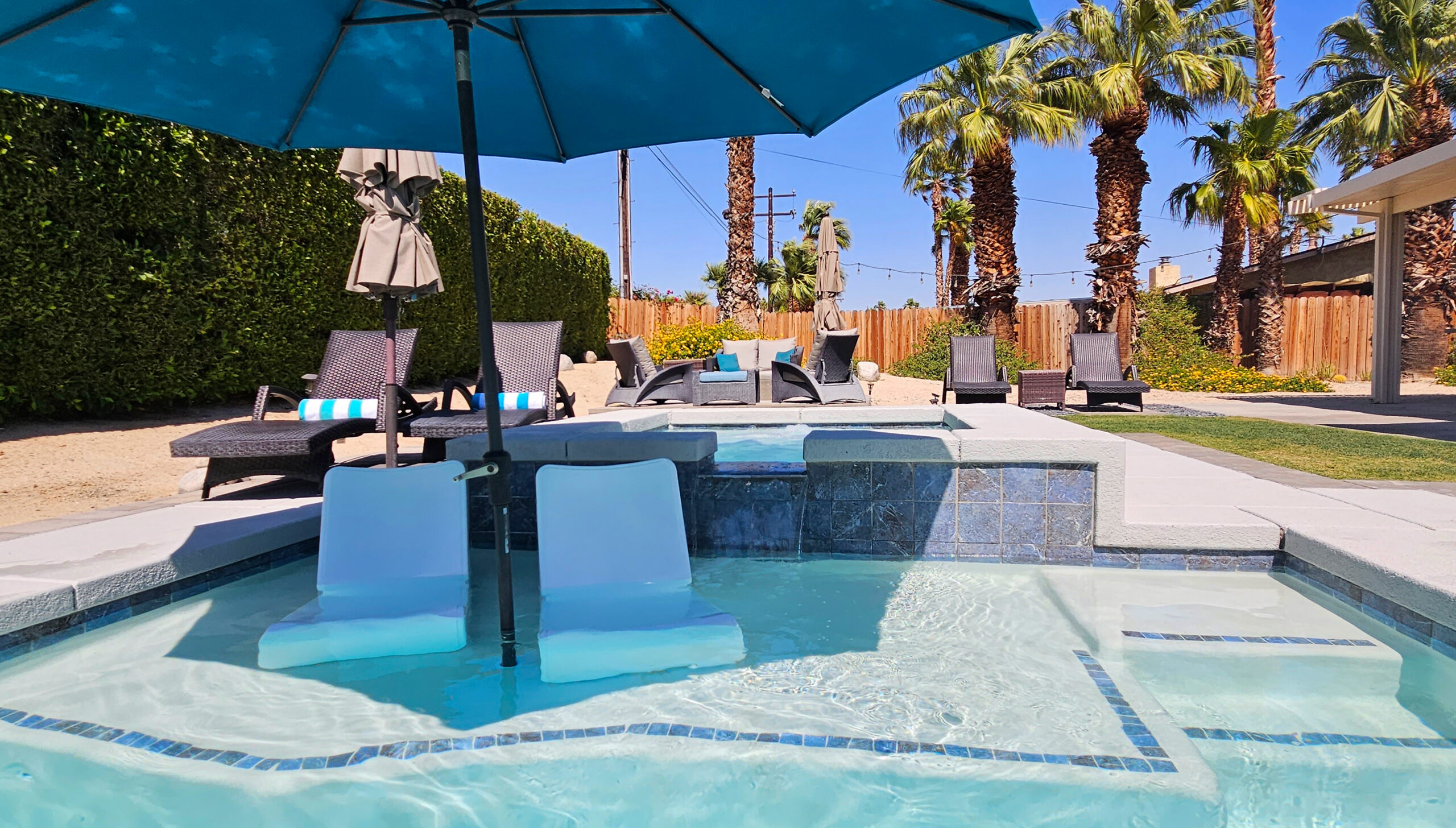 Deja-View Heated Pool and Spa